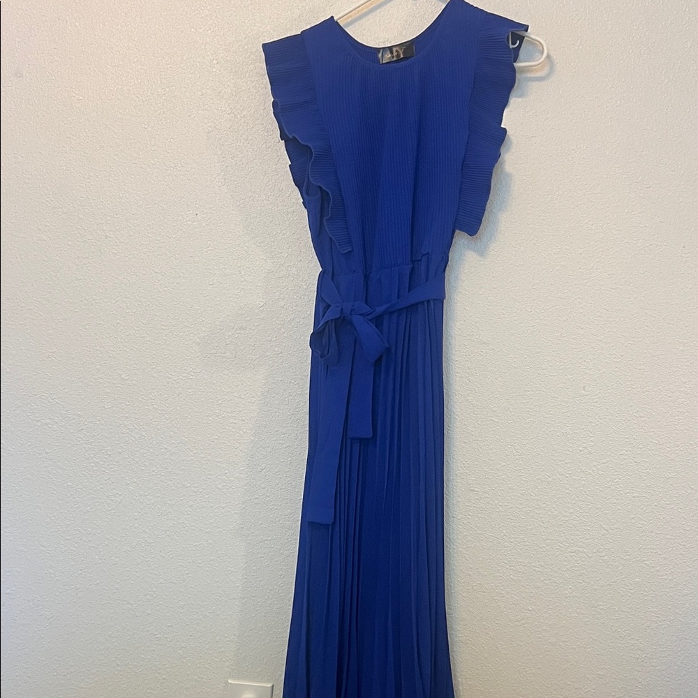 Seta J Ruffle Midi Dres size large NWT